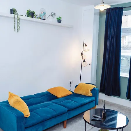 Chic 2 Bedroom Bristol Exterior photo