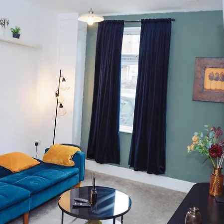 Chic 2 Bedroom Bristol Exterior photo